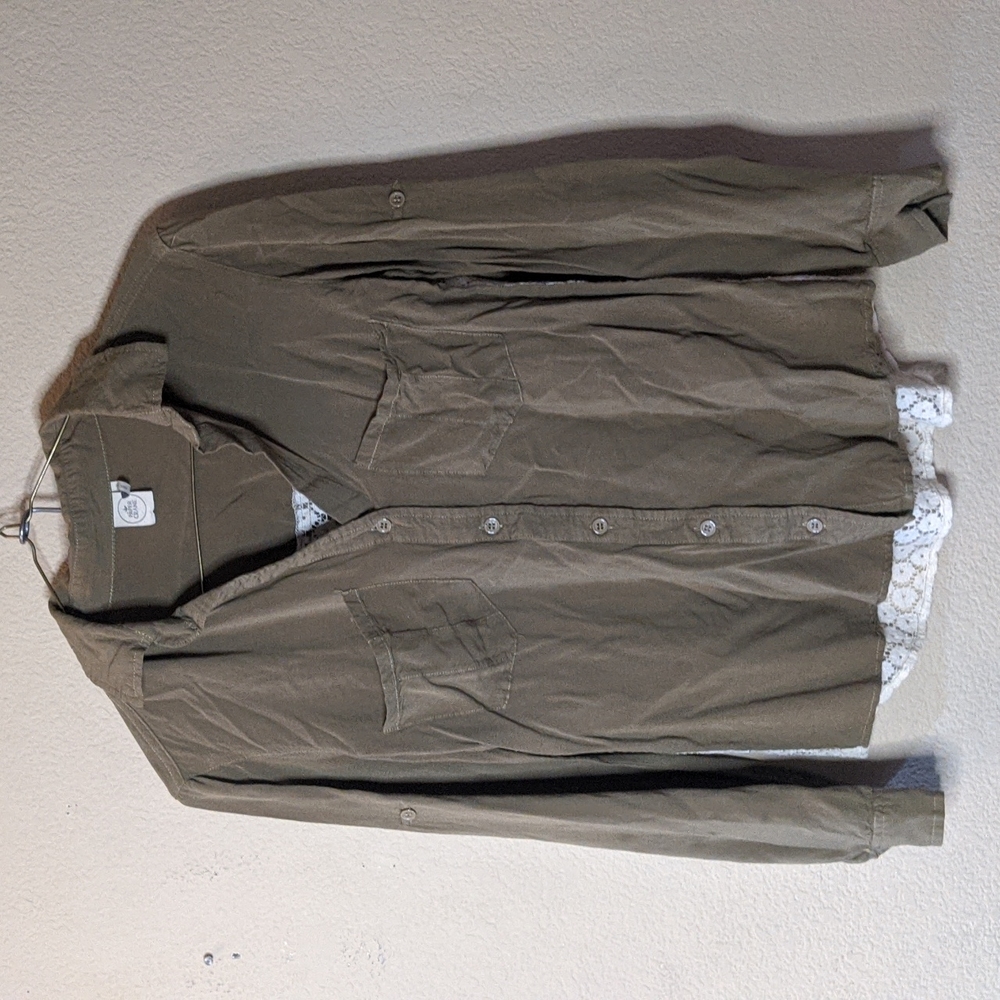 Paper crane floral lace back olive green button up